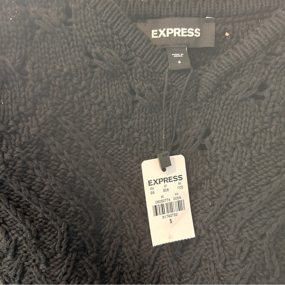 Chunky Knit Crop Sweater Tank NWT - Picture 3 of 4